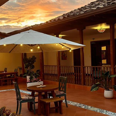 Hotel Colonial Andino - Parque Principal De ピタリト エクステリア 写真